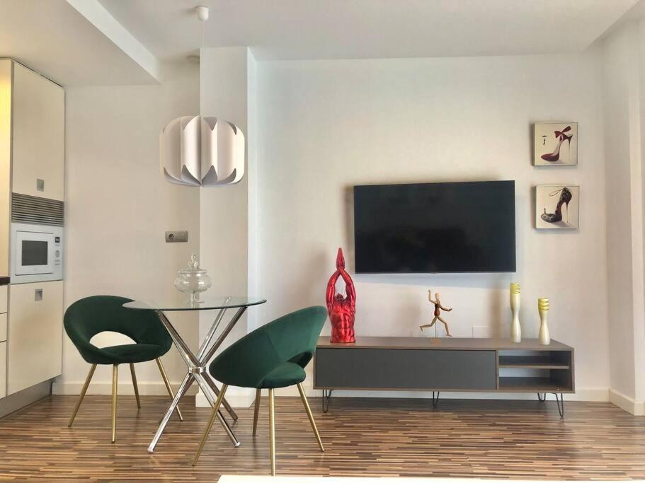 Apartamento Centrico Con Plaza De Garaje Y Piscina Daire Murcia Dış mekan fotoğraf